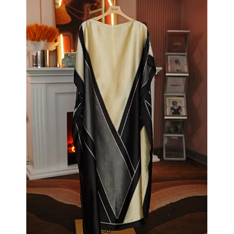 Women's Split Shawl With Contrast Color Pattern Malay Clothing
