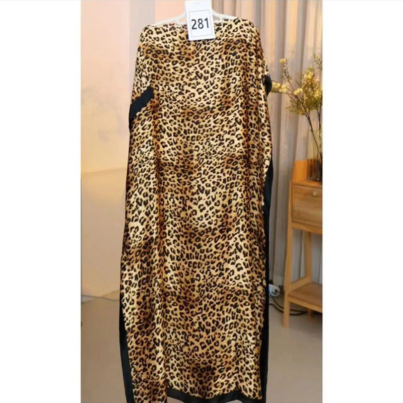 Women's Split Shawl With Contrast Color Pattern Malay Clothing